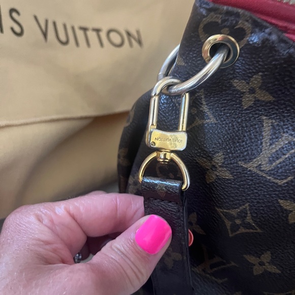 Louis Vuitton Pallas Handbag - Picture 13 of 16